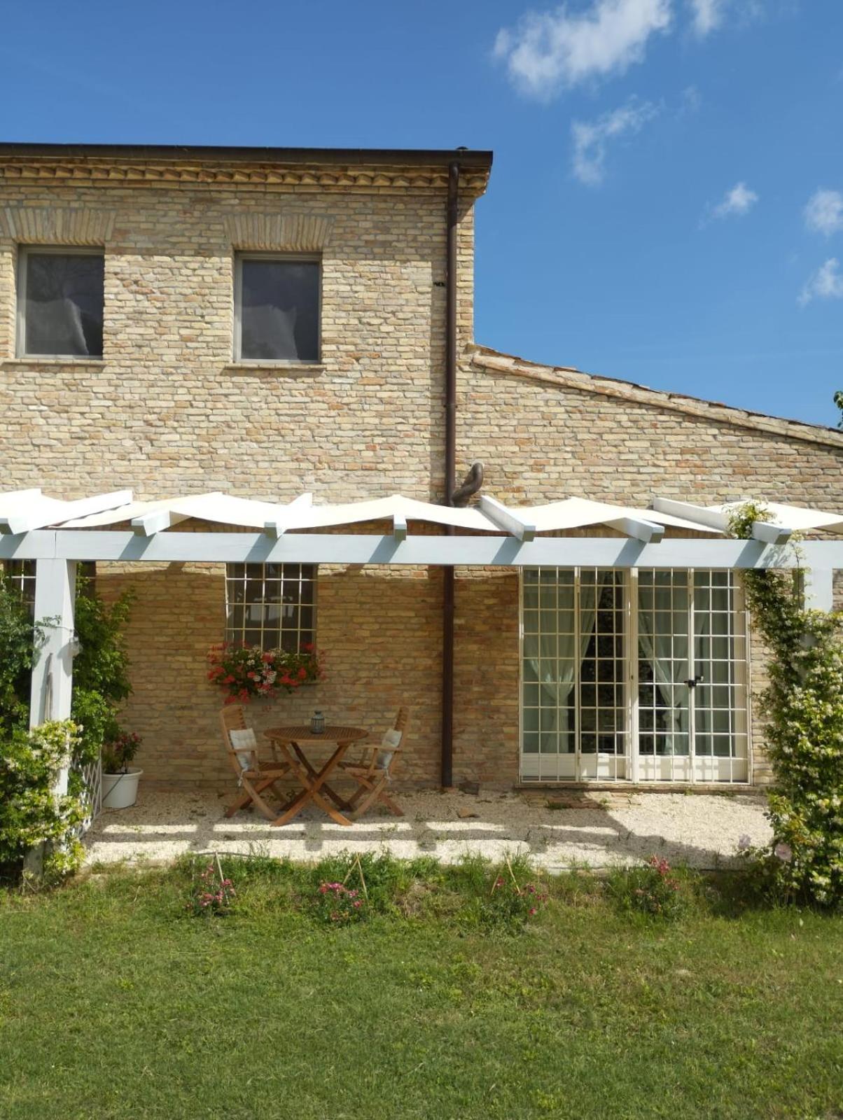 Belvedere Ostrense Il Giardino Nella Valle חדר תמונה
